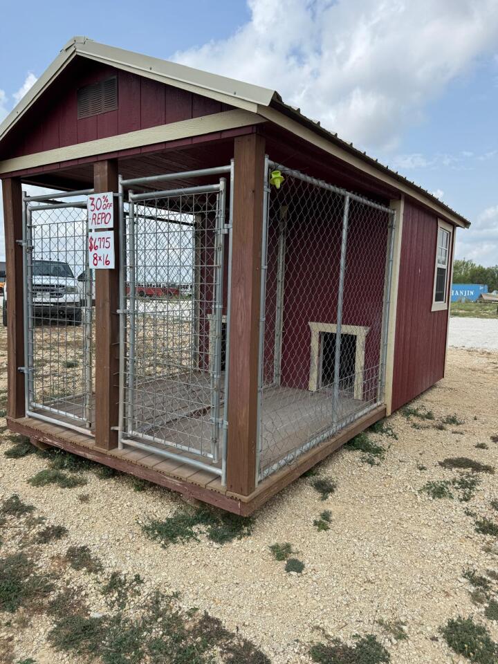 Dog Kennel - 8x16