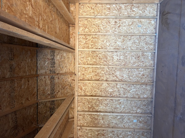 Side Lofted Barn - 12x12