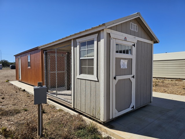 Dog Kennel - 8x12