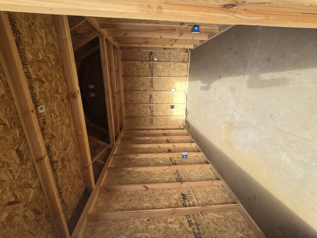 Lofted Barn - 8x12