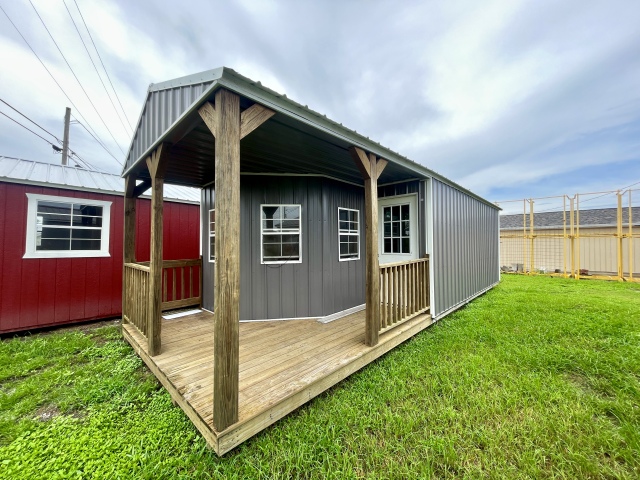 Deluxe Cabin - 12x32