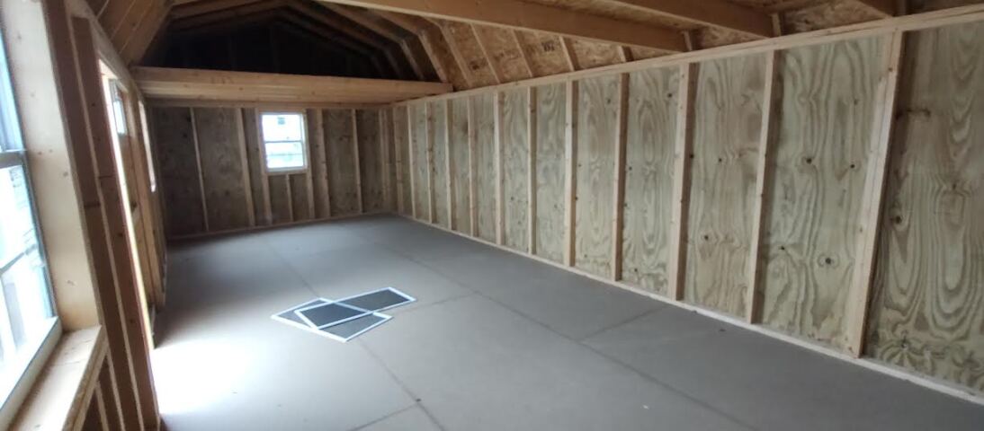 Side Lofted Barn - 12x28