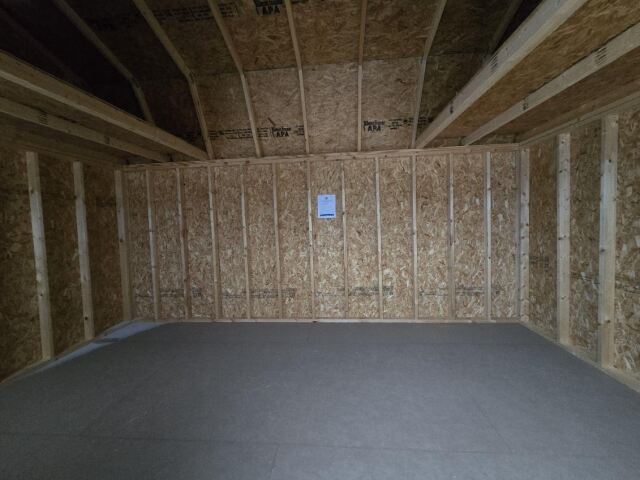 Side Lofted Barn - 10x20