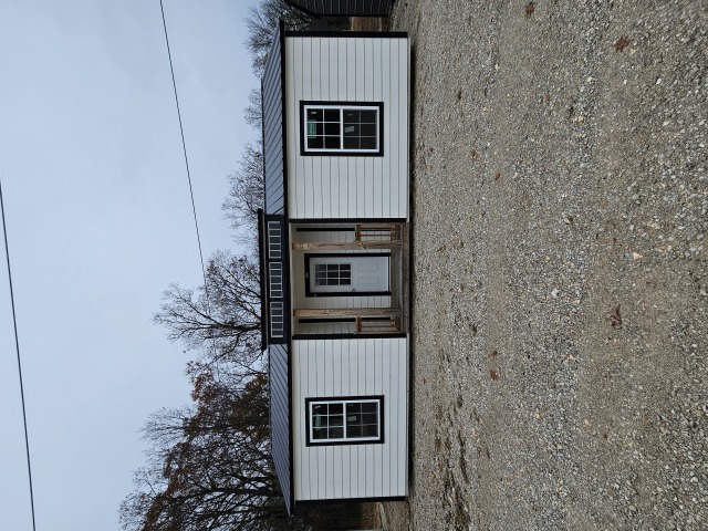 Side Cabin - 14x32