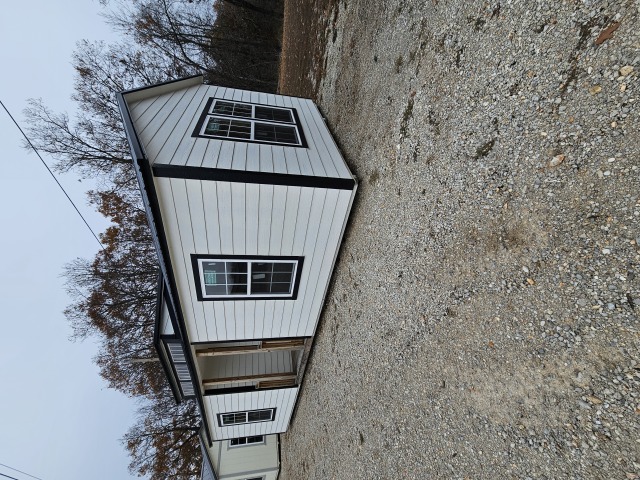 Side Cabin - 14x32