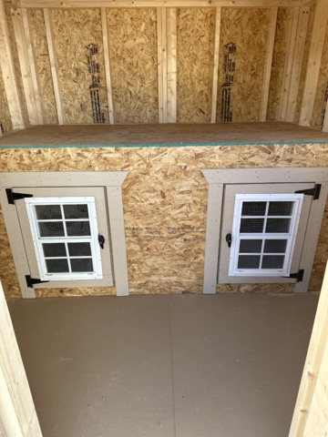 Dog Kennel - 8x16