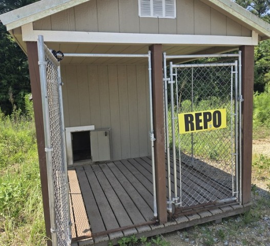 Dog Kennel - 8x12