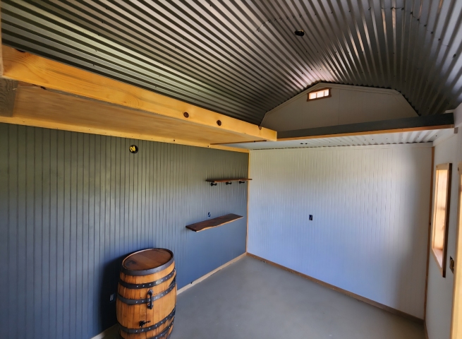 Side Lofted Barn - 10x16