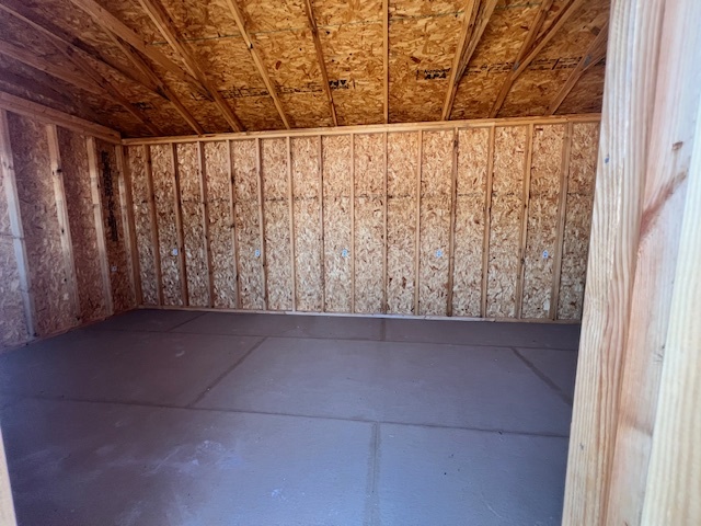 Side Utility - 12x20