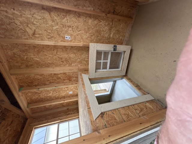 Dog Kennel - 8x12