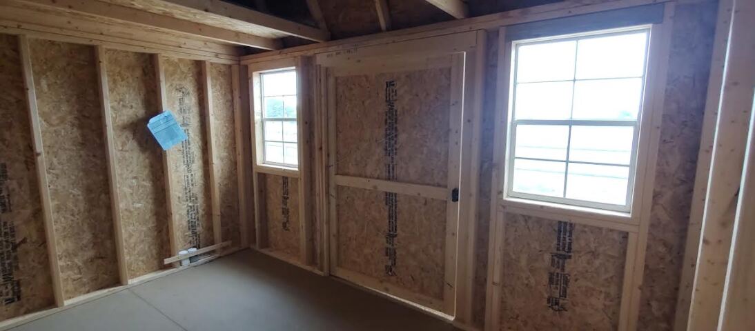 Side Lofted Barn - 8x12