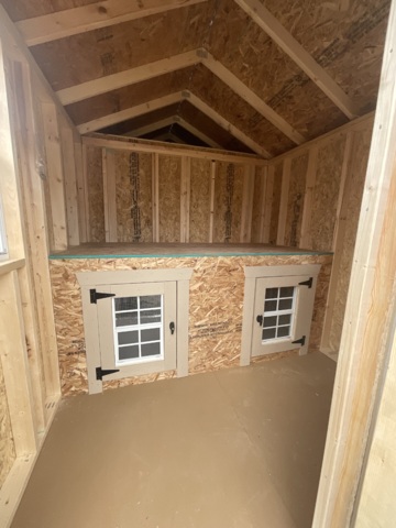 Dog Kennel - 8x16