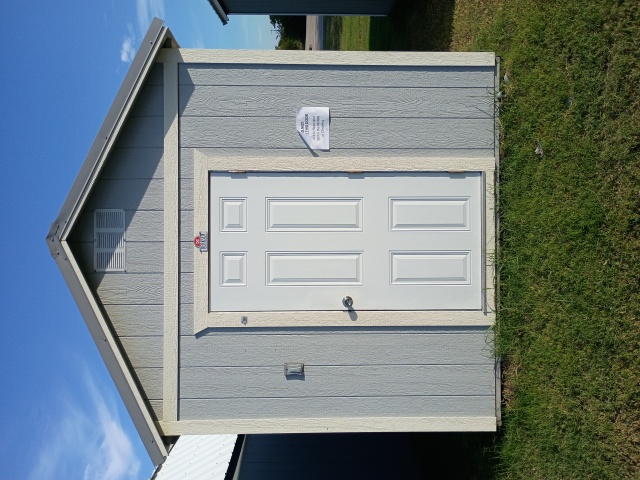 Dog Kennel - 8x16