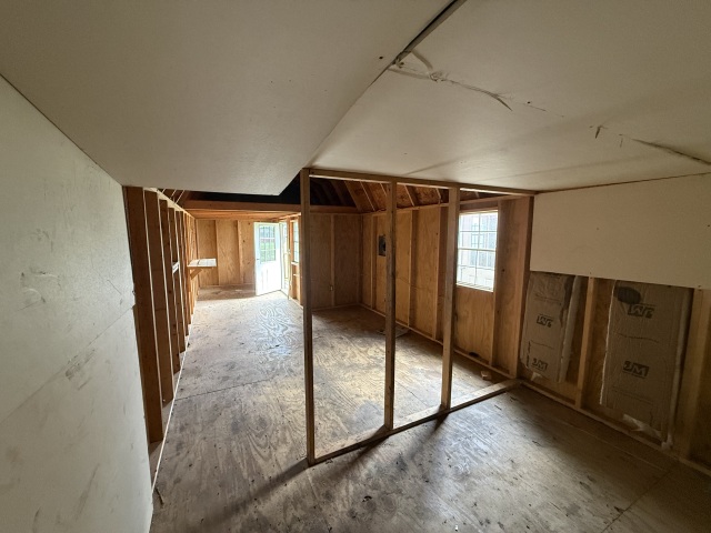 Side Lofted Barn Cabin - 12x32