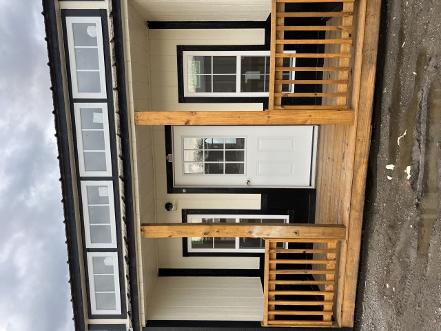 Side Cabin - 16x40