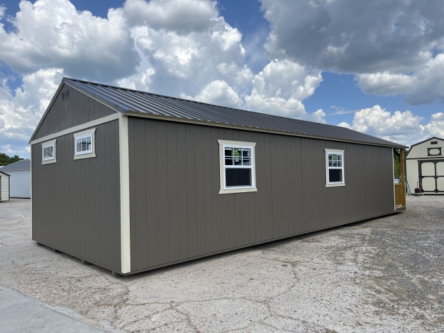 Deluxe Cabin - 16x40