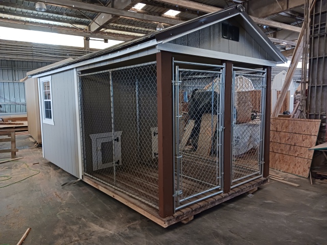 Dog Kennel - 8x16