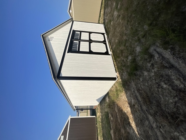 Dog Kennel - 16x24