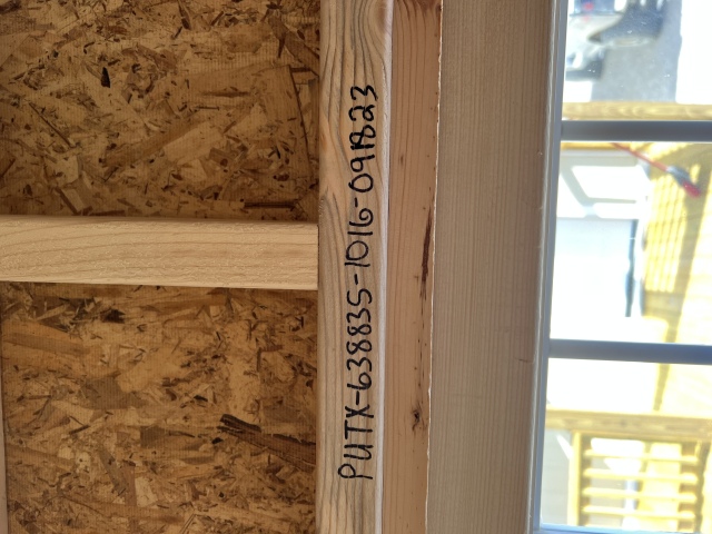 Utility Xtra Height - 10x16