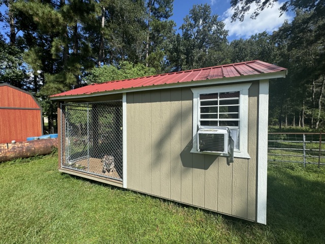 Dog Kennel - 8x16