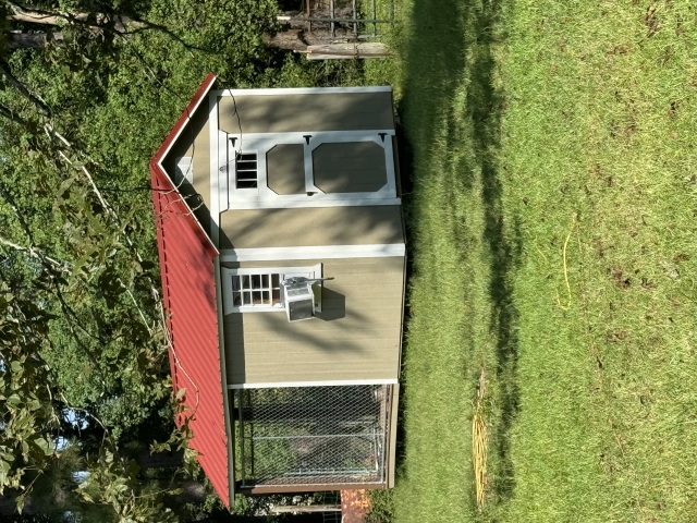 Dog Kennel - 8x16