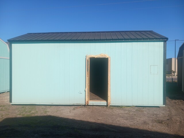 Utility Xtra Height - 10x20