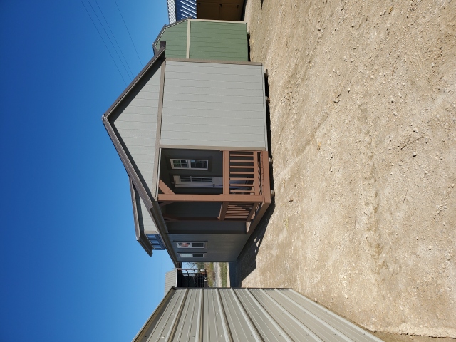 Side Cabin - 12x28