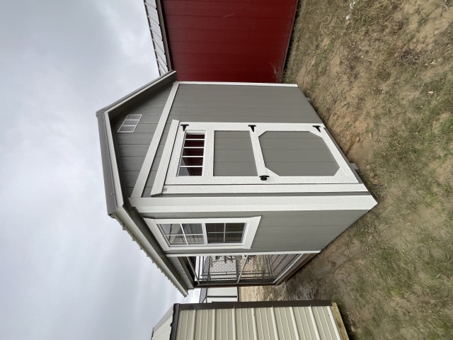 Dog Kennel - 8x12