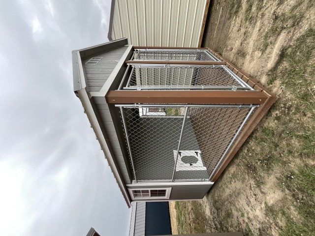 Dog Kennel - 8x12