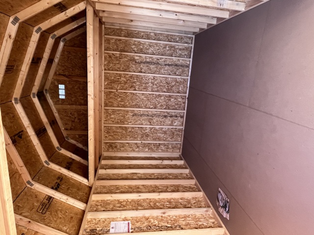 Lofted Barn - 10x16