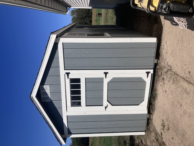 Dog Kennel - 8x16