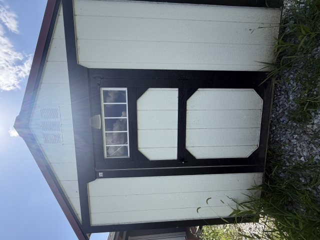 Dog Kennel - 8x16