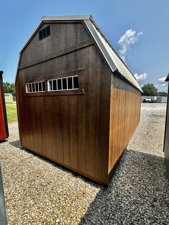Lofted Barn - 10x20
