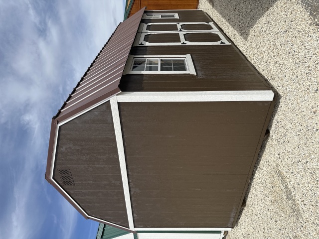 Side Lofted Barn - 10x20
