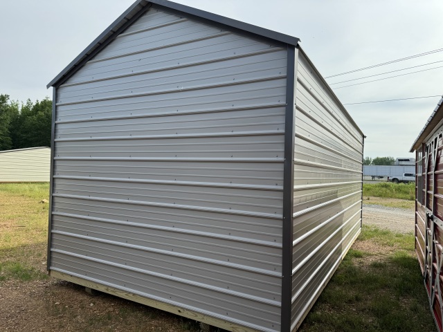 Utility Xtra Height - 10x20
