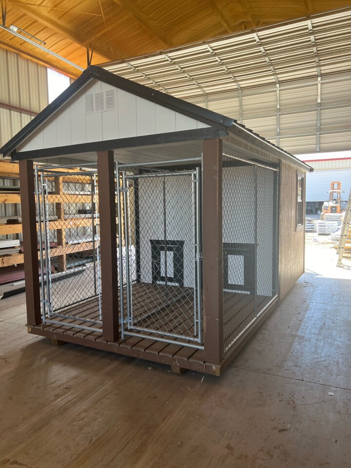 Dog Kennel - 8x16
