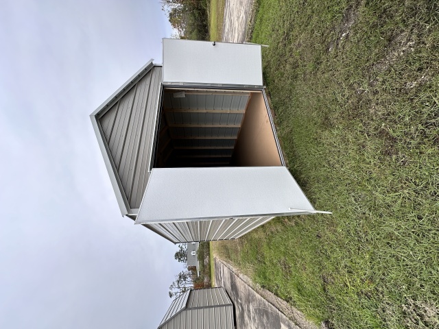 Utility Xtra Height - 10x16