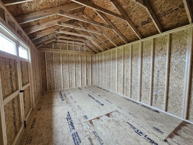 Side Utility - 12x20