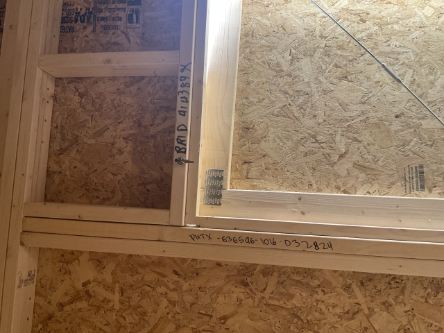 Utility Xtra Height - 10x16