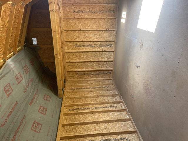 Side Lofted Barn - 12x20