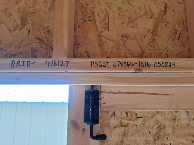 Side Gable Utility - 10x16