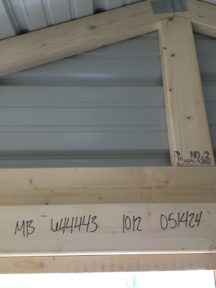Standard Barn - 10x12