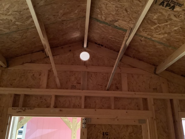 Side Gable Utility - 10x16