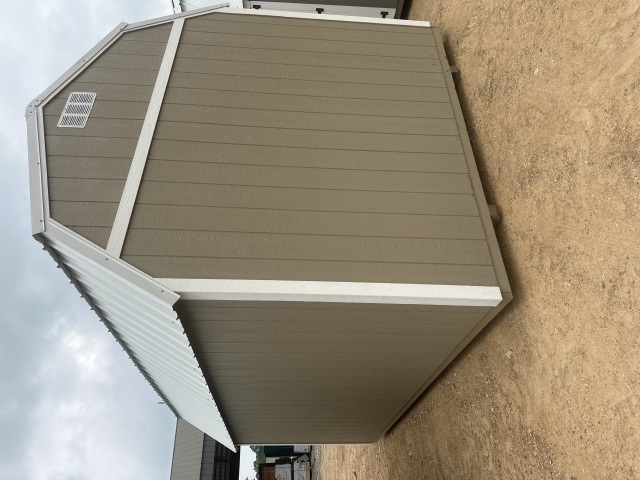 Lofted Barn - 10x16