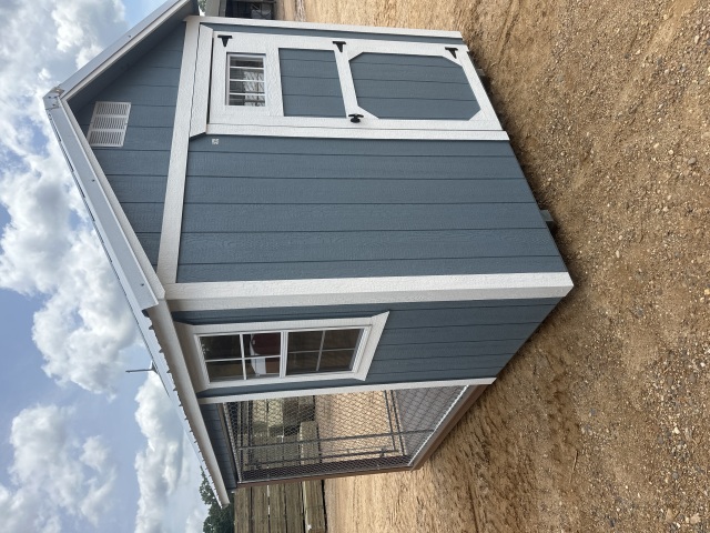 Dog Kennel - 8x12