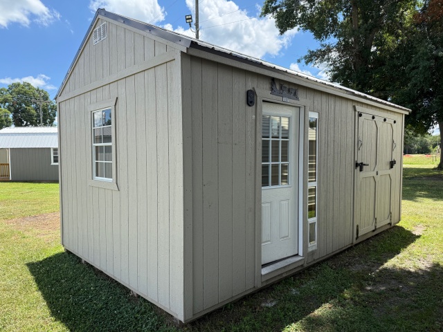 Side Utility - 12x20