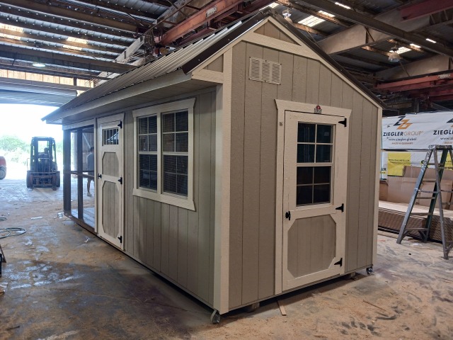 Chicken Coop - 8x20