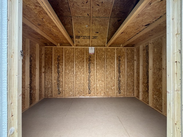 Side Lofted Barn - 8x12