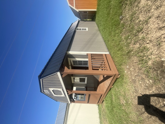 Lofted Barn Cabin - 12x28