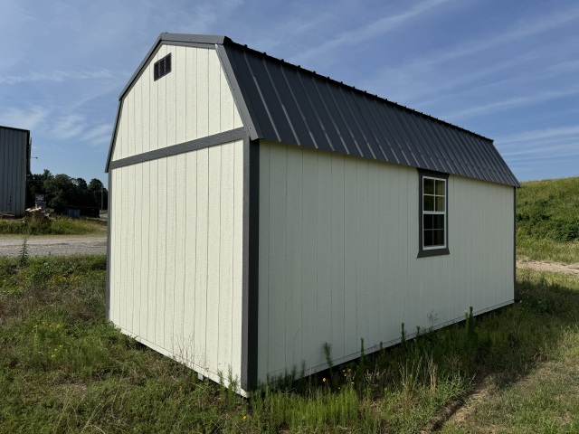 Lofted Barn - 10x20